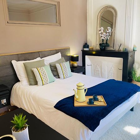 Maison Gabriel - Logement Charmant Au Coeur De La Cite Medievale - T3 75M2 อัลแบร์วิลล์ ภายนอก รูปภาพ