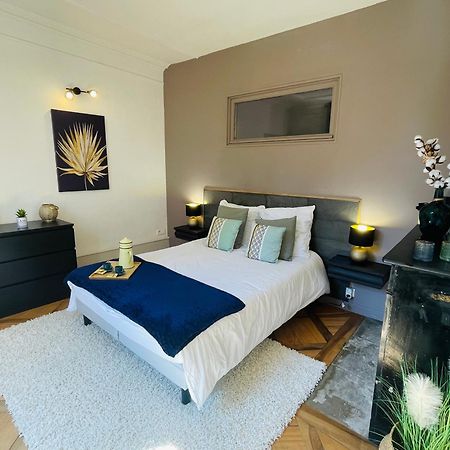 Maison Gabriel - Logement Charmant Au Coeur De La Cite Medievale - T3 75M2 อัลแบร์วิลล์ ภายนอก รูปภาพ