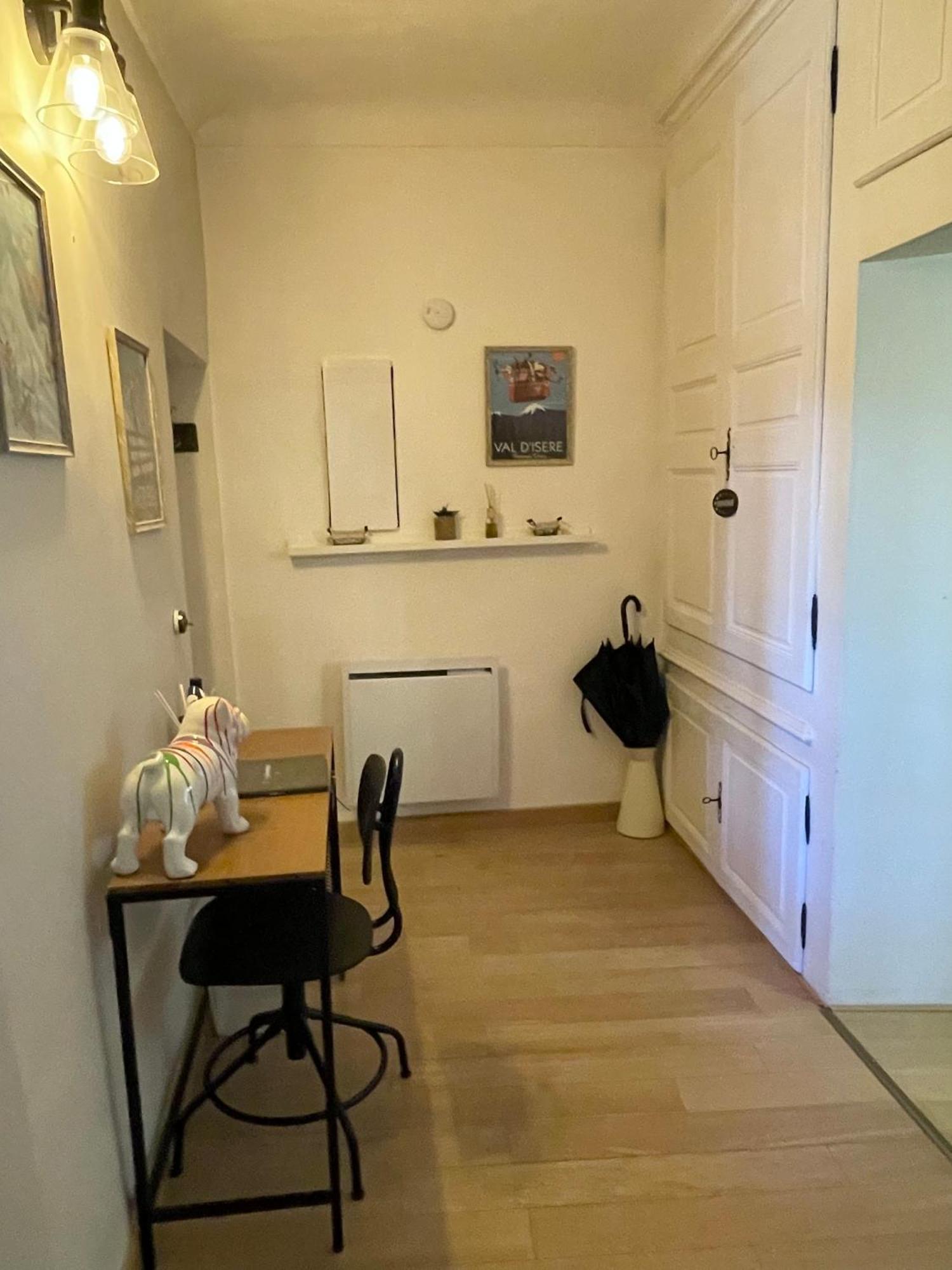 Maison Gabriel - Logement Charmant Au Coeur De La Cite Medievale - T3 75M2 อัลแบร์วิลล์ ภายนอก รูปภาพ