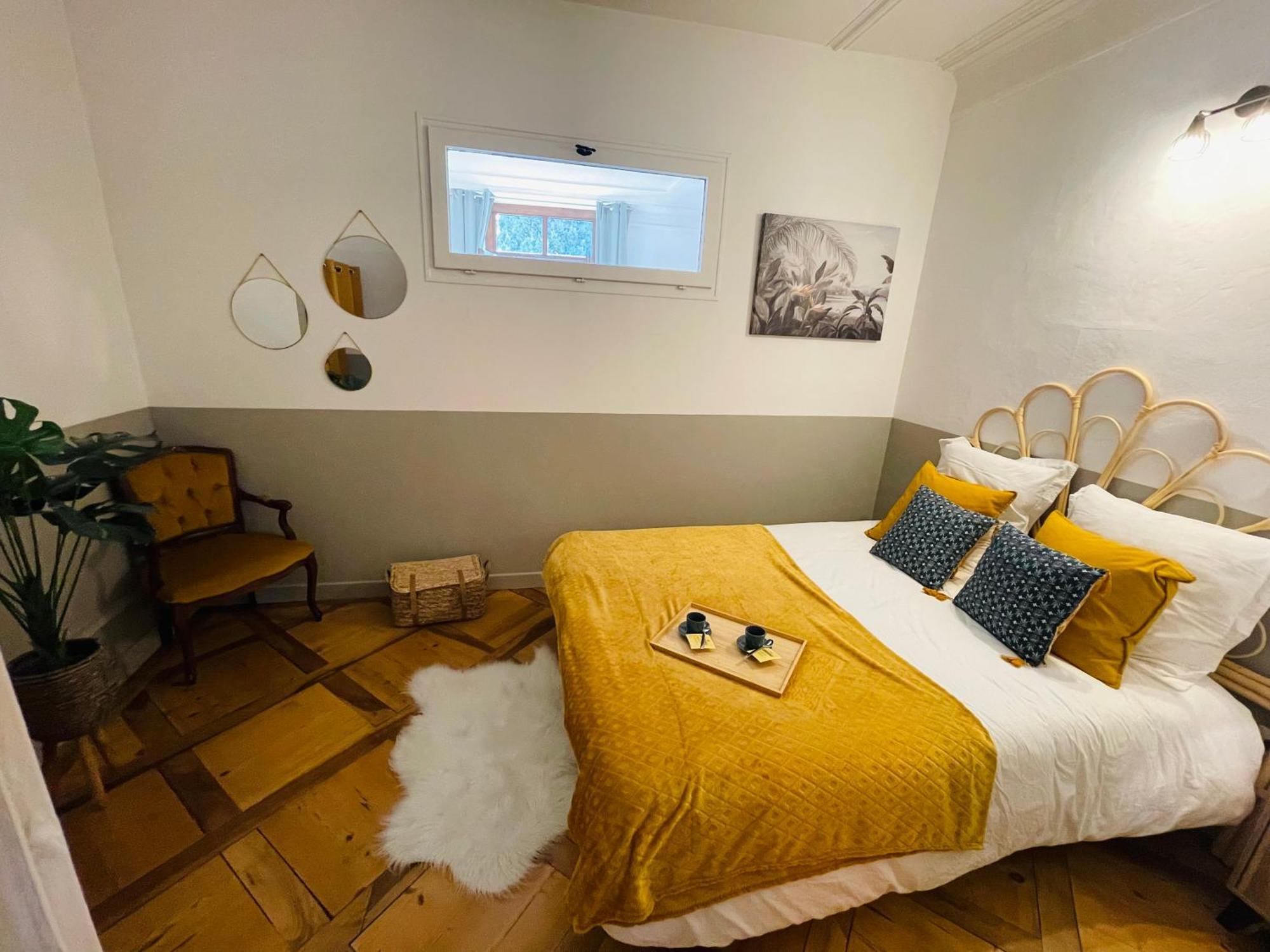 Maison Gabriel - Logement Charmant Au Coeur De La Cite Medievale - T3 75M2 อัลแบร์วิลล์ ภายนอก รูปภาพ