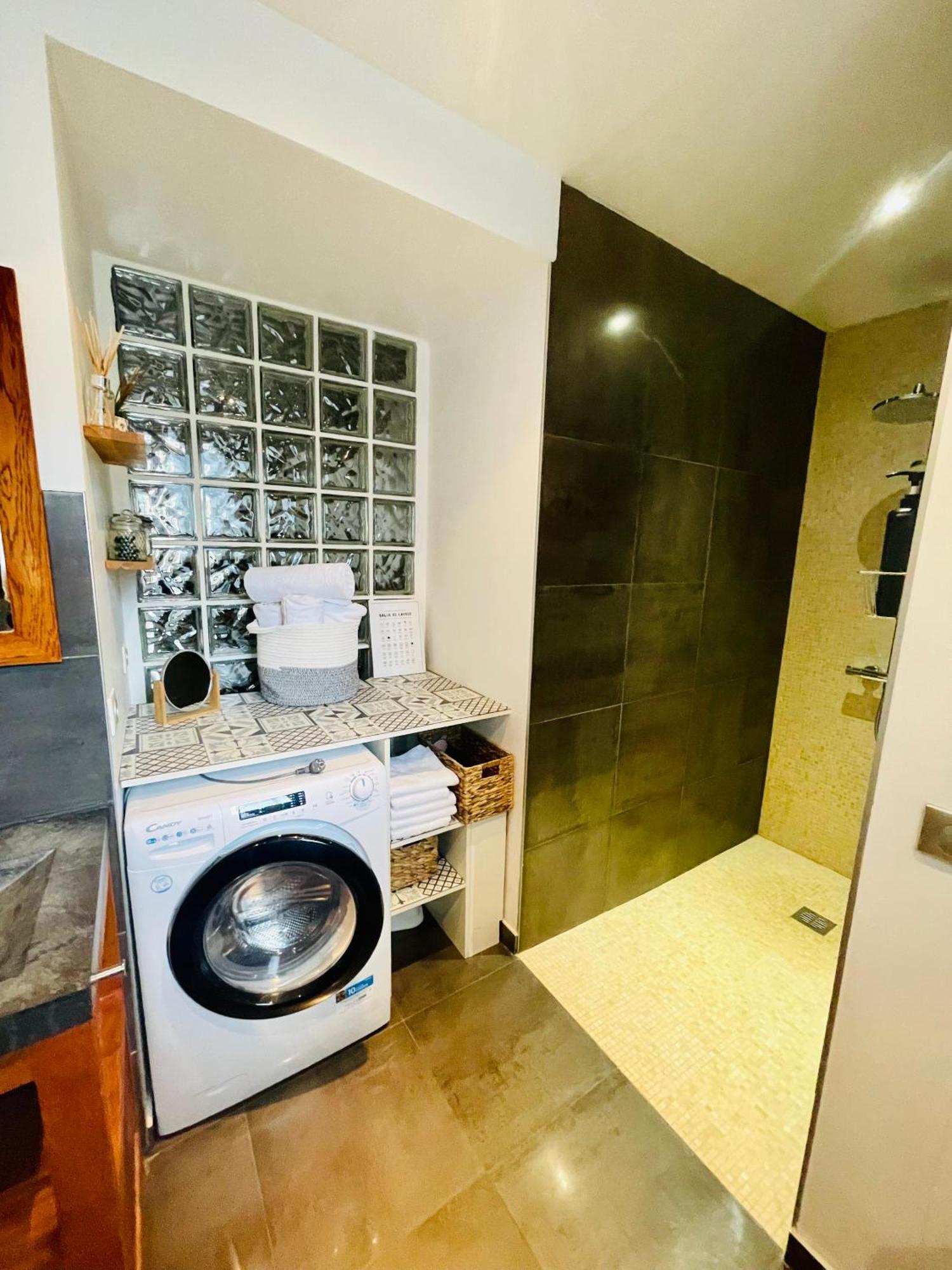 Maison Gabriel - Logement Charmant Au Coeur De La Cite Medievale - T3 75M2 อัลแบร์วิลล์ ภายนอก รูปภาพ
